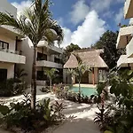 Escapada En La Selva Con Balcon Privado