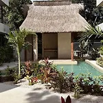 Escapada En La Selva Con Balcon Privado